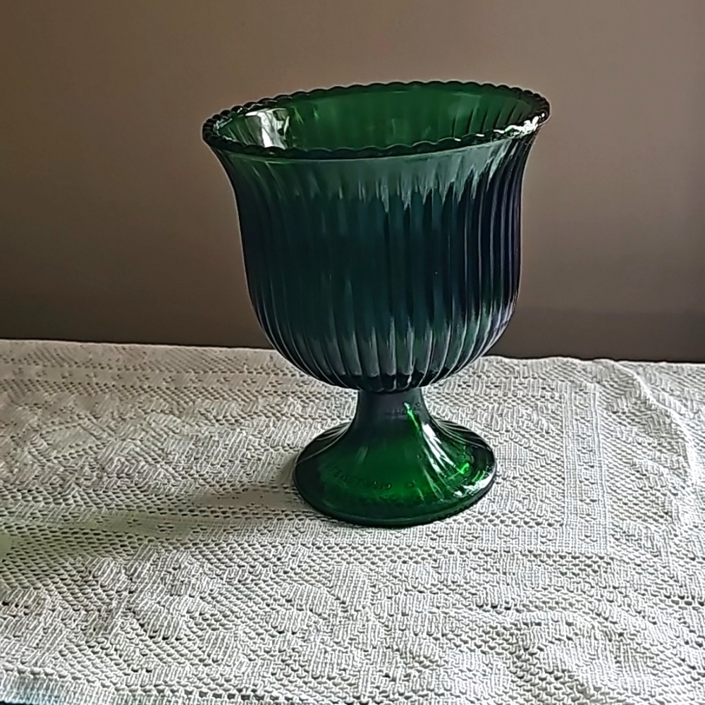 EO Brody M3000 Pedestal Cup